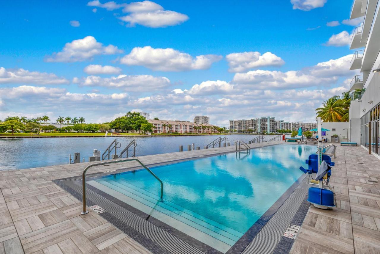 Hyde Beach House Resort - Million Apartment 2Bd 2Ba, Direct Ocean View, 1 Min From Beach, 6 Guests Hollywood Eksteriør billede