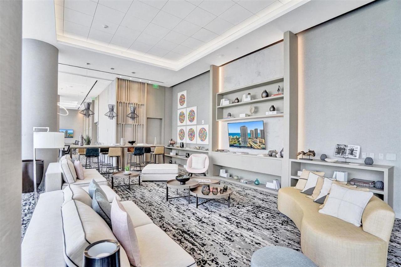 Hyde Beach House Resort - Million Apartment 2Bd 2Ba, Direct Ocean View, 1 Min From Beach, 6 Guests Hollywood Eksteriør billede